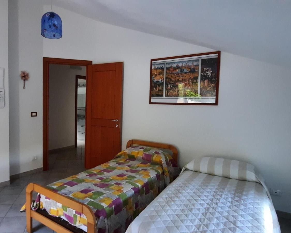 Apartamento Ai Pe Da Colla Colletta Exterior foto